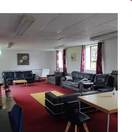 Pleasant Budget Friendly 6 Bed Shared Апартаменты Дублин