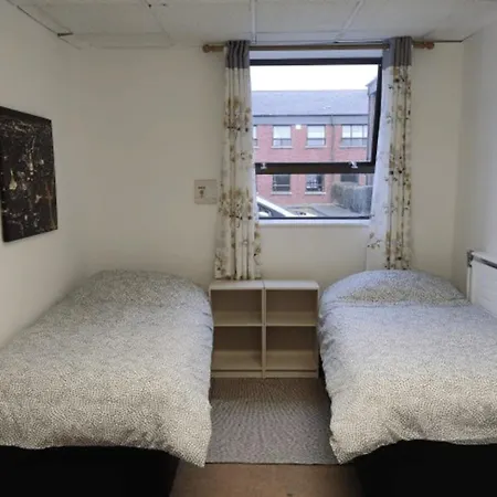 Apartment Pleasant Budget Friendly 6 Bed Shared Room Dublin